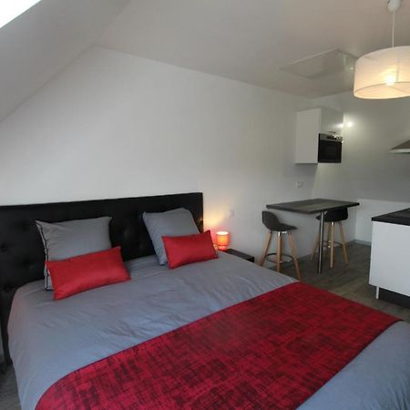 Studio Ouest Cuisine Prive Proche Centre Ville Loudéac Exterior foto